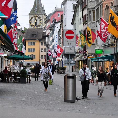 Pedestrian Area Close To Bahnhofstrasse Zúrich Exterior foto